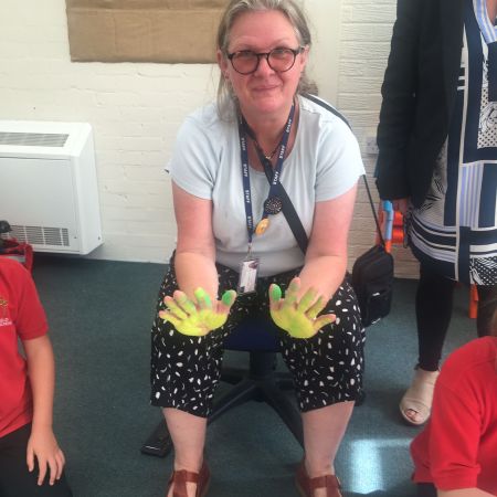 Ashfield Junior School's Singing Tree Mural for Change